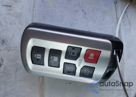 2015 Toyota Sienna Xle Premium 8 Passenger from USA, damaged, VIN 5TDYK3DC3FS682820